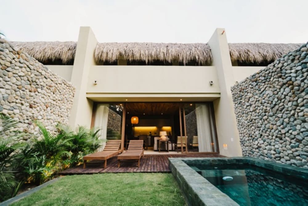 Hotel Naio Hotel y Villas - Image 1