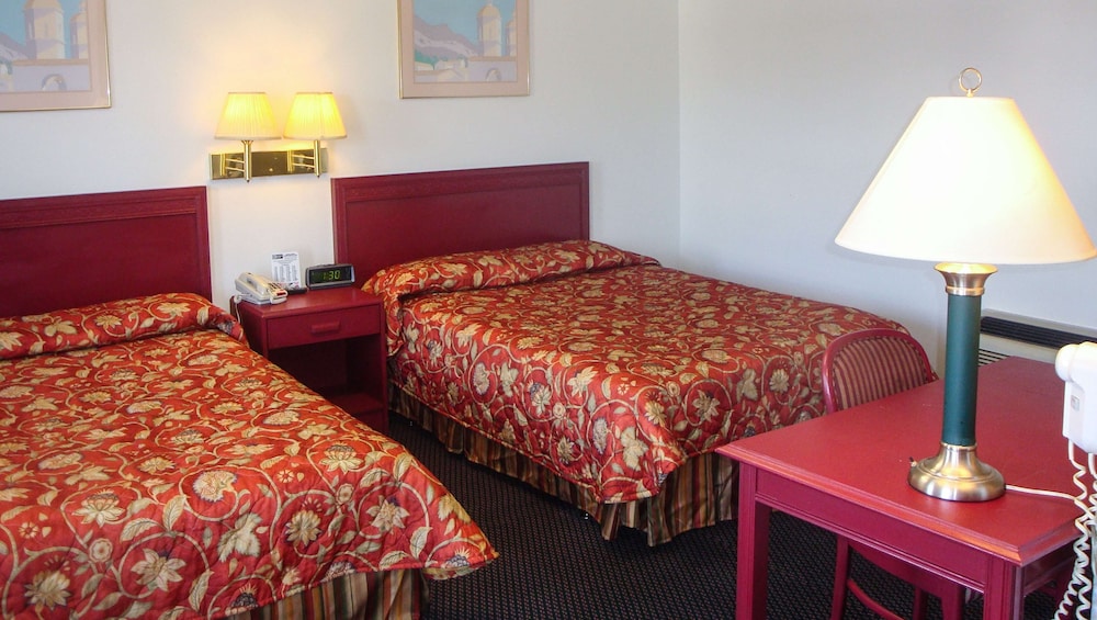 Junction City Vacations - Budget Host Golden Wheat Motel - Property Image 21