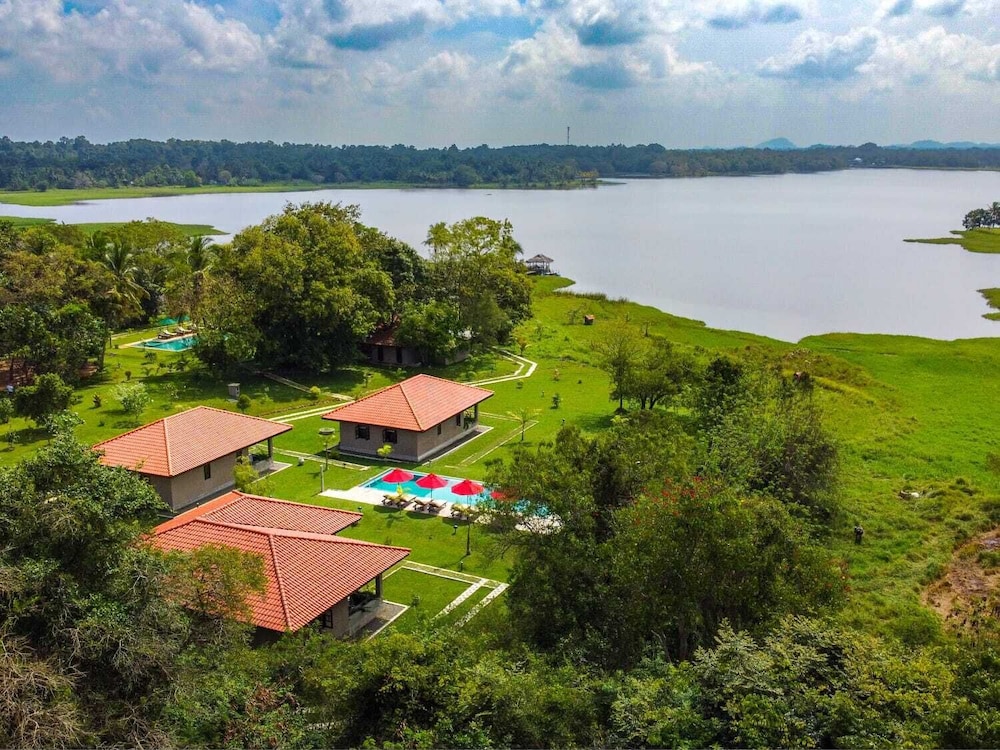 Gal Oya Lake Club