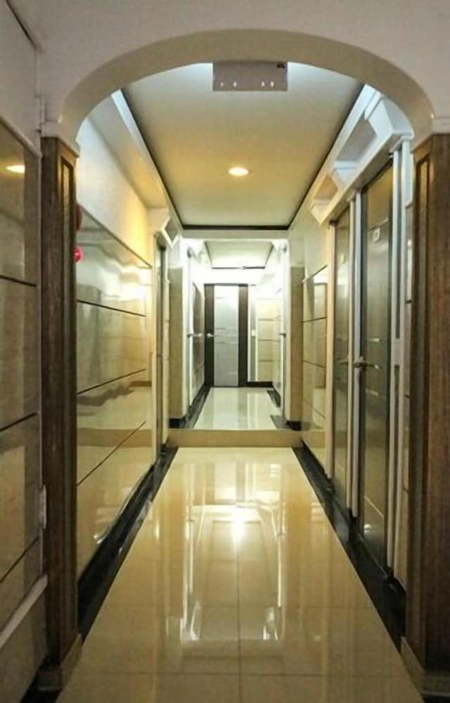 Moiri Guesthouse - Hostel