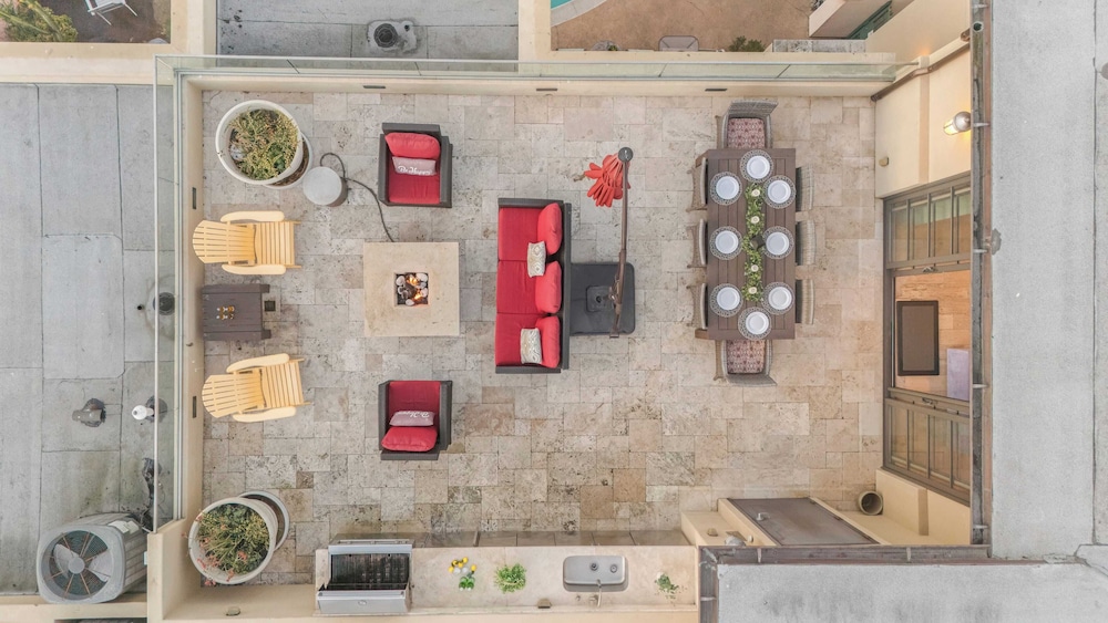 Windansea by Avantstay Private Rooftop Patio, 2 Blocks to Beach & Town