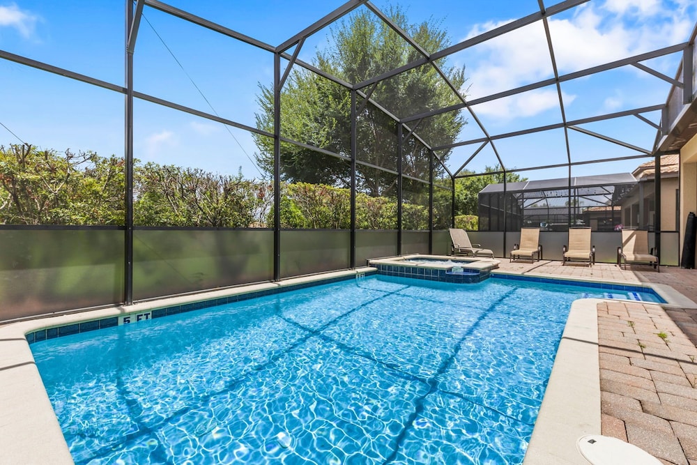 1417 Rolling Fairway Dr