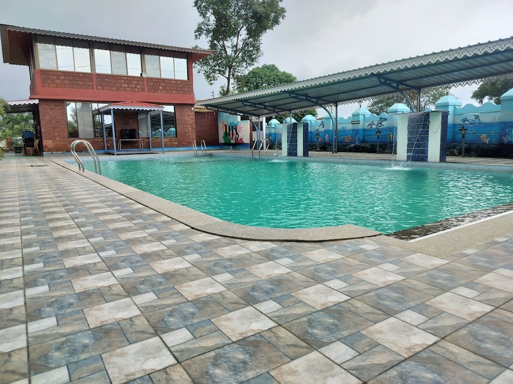 Sandalwoods Resorts