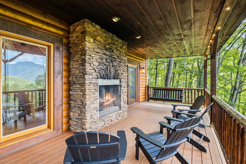 Eagle Nest Lodge Hot Tubs Mountain Views