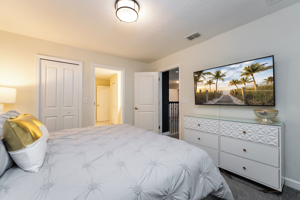 Your Dream Vacation 9BR Villa