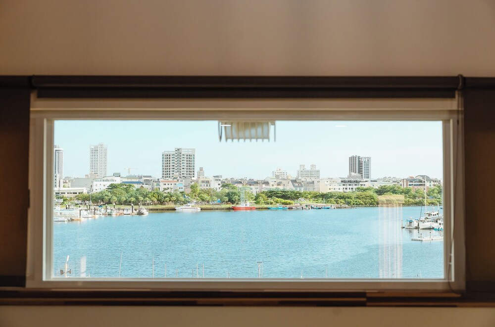 Canal16 HarborView Studio