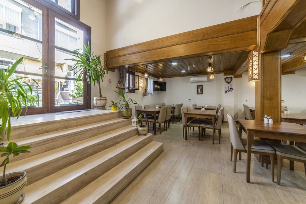 Armistis Hotel