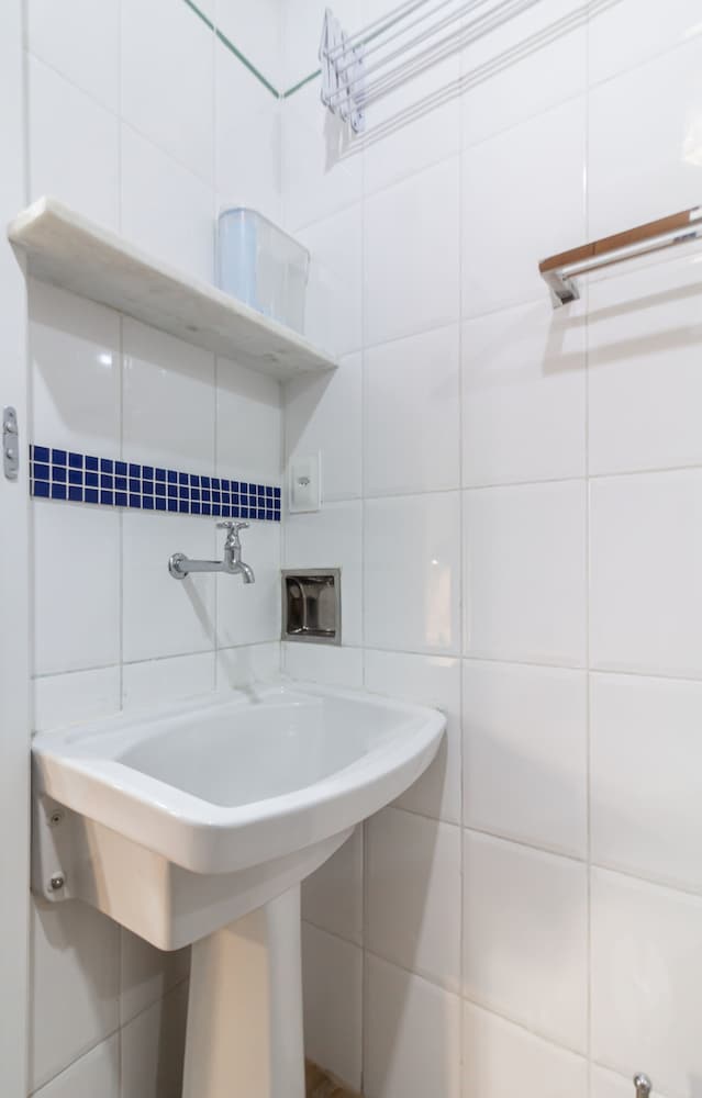 Flat in Copacabana 9 Minutes From the Beach Stc202