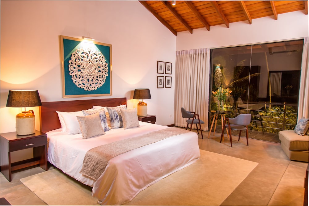 Mirissa Beach Villa