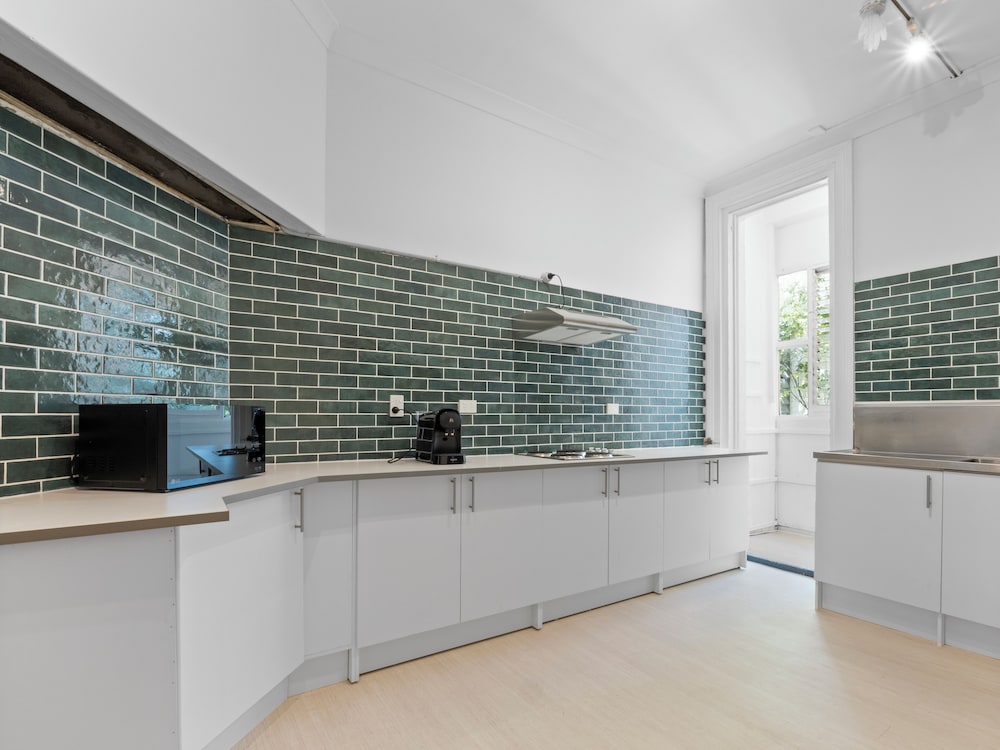 Potts Point Vacations - Azzurro Pod Hotel Potts Point - Property Image 10