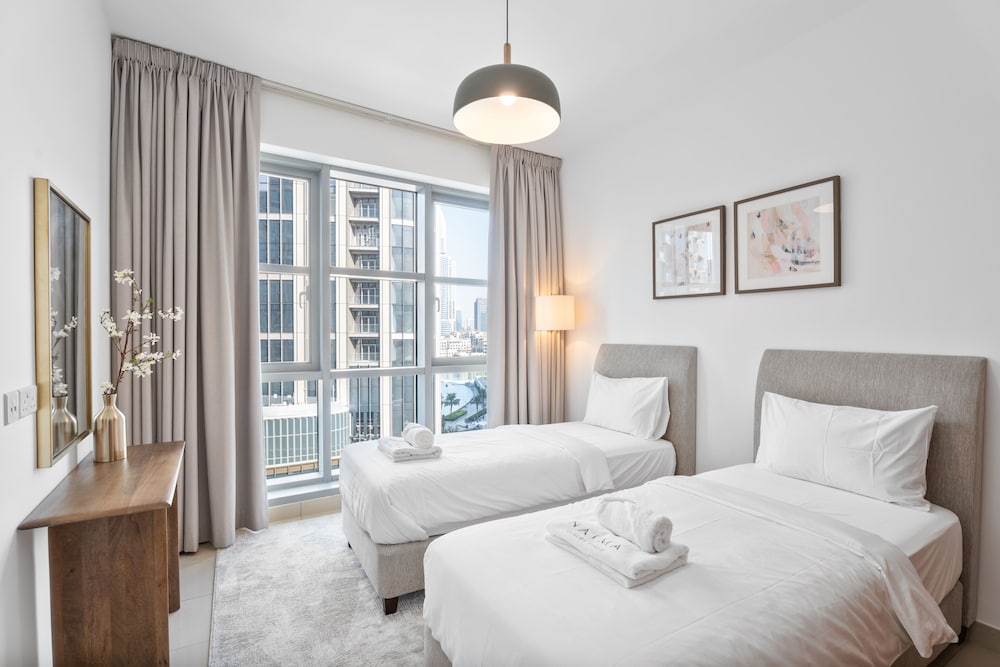 Nasma Luxury Stays - Standpoint Tower A