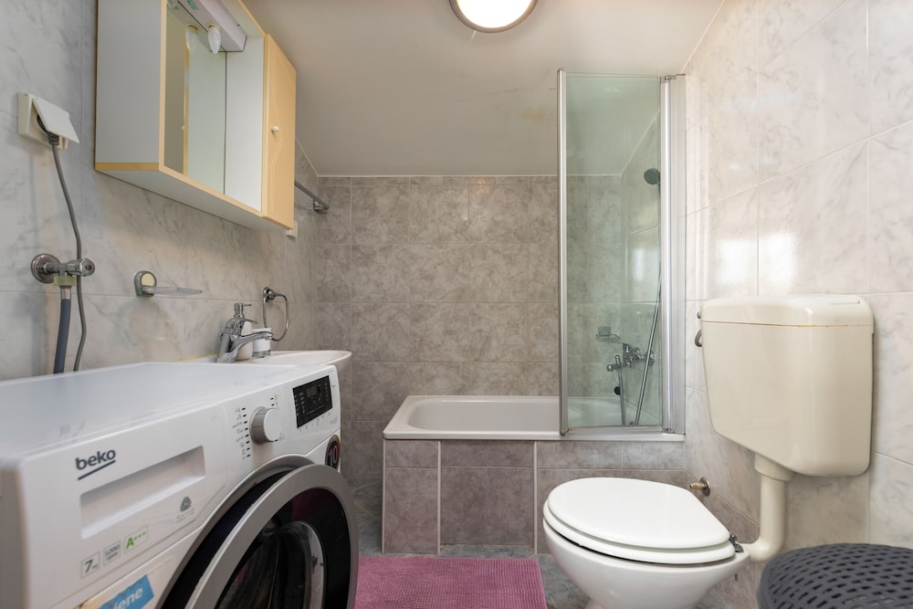Apartment Josip 828