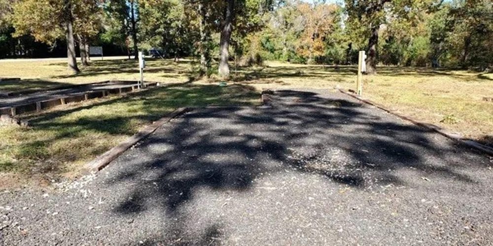Serene Pinehurst Camper - Sleeps 2 - Pet Friendly