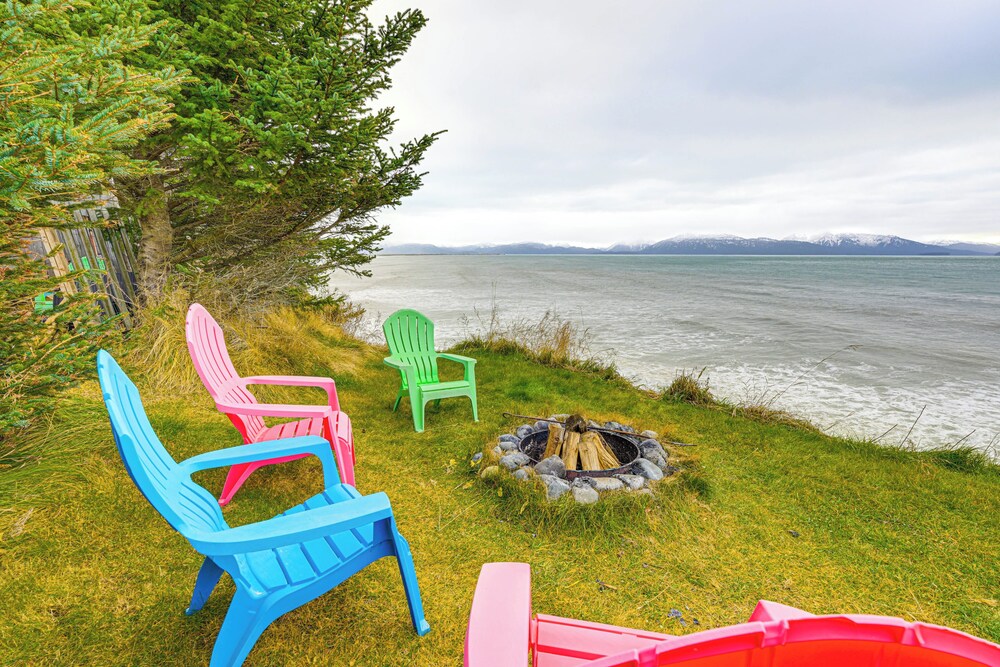 Deck & Panoramic Views: Bayfront House in Homer!