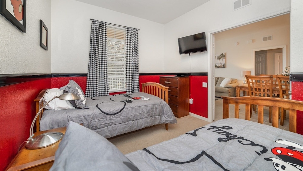 Windsor Hills Resort 3 Bedroom 2nd Floor Condo with Resort Amenity Access 3 Condo