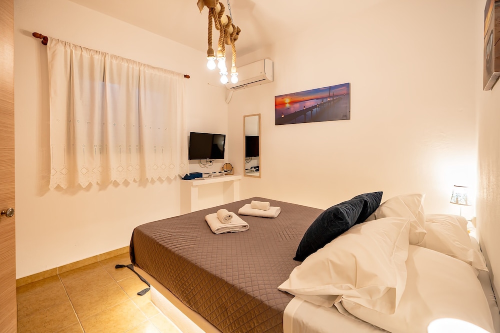 Villa Sertis Santorini view 5