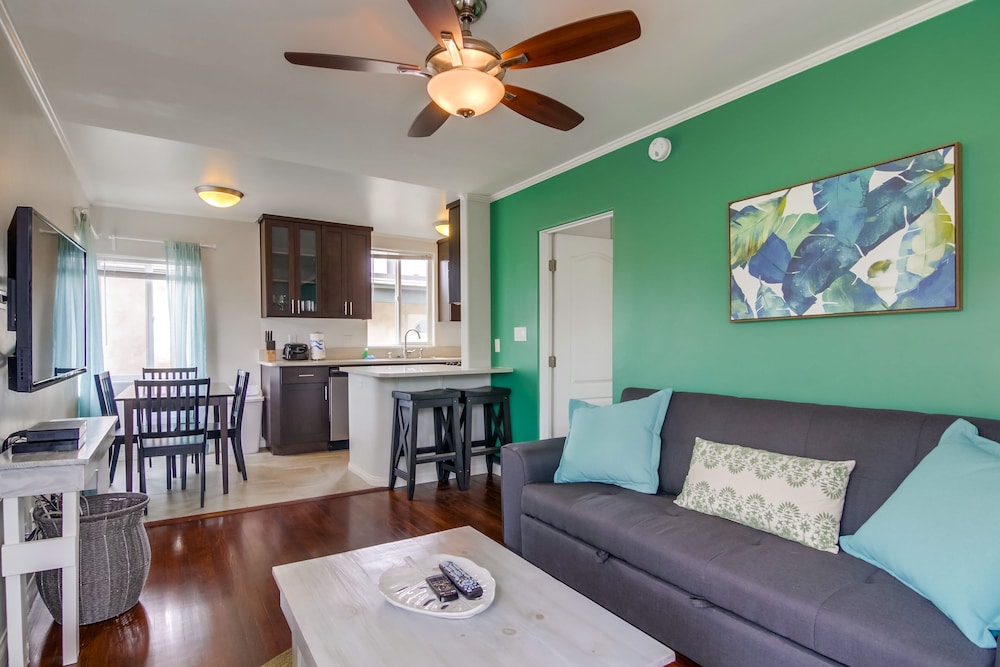Manhattan Shores 1B