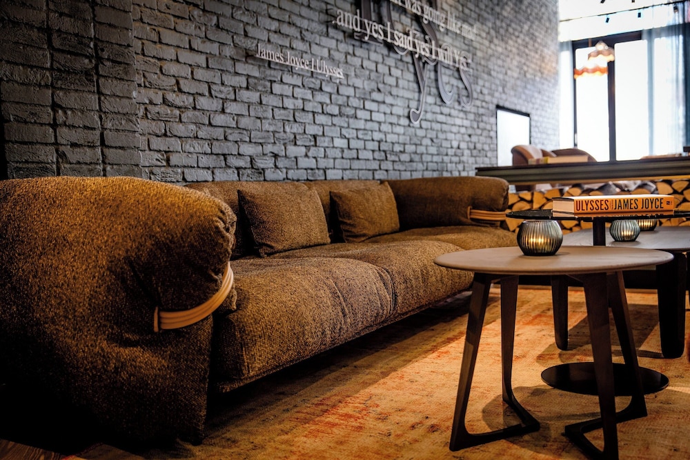 Motel One Dublin 25