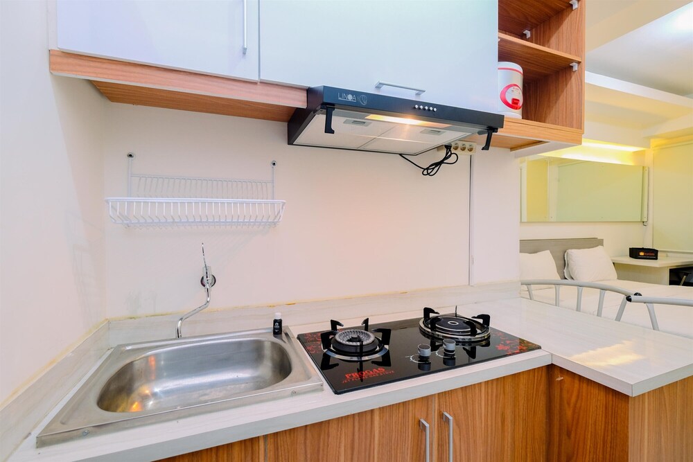Good Choice and Homey Studio Podomoro Golf View Apartment