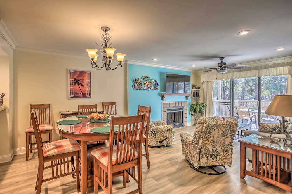 Newly Updated Myrtle Beach Villa w/ Beach Access! view 4