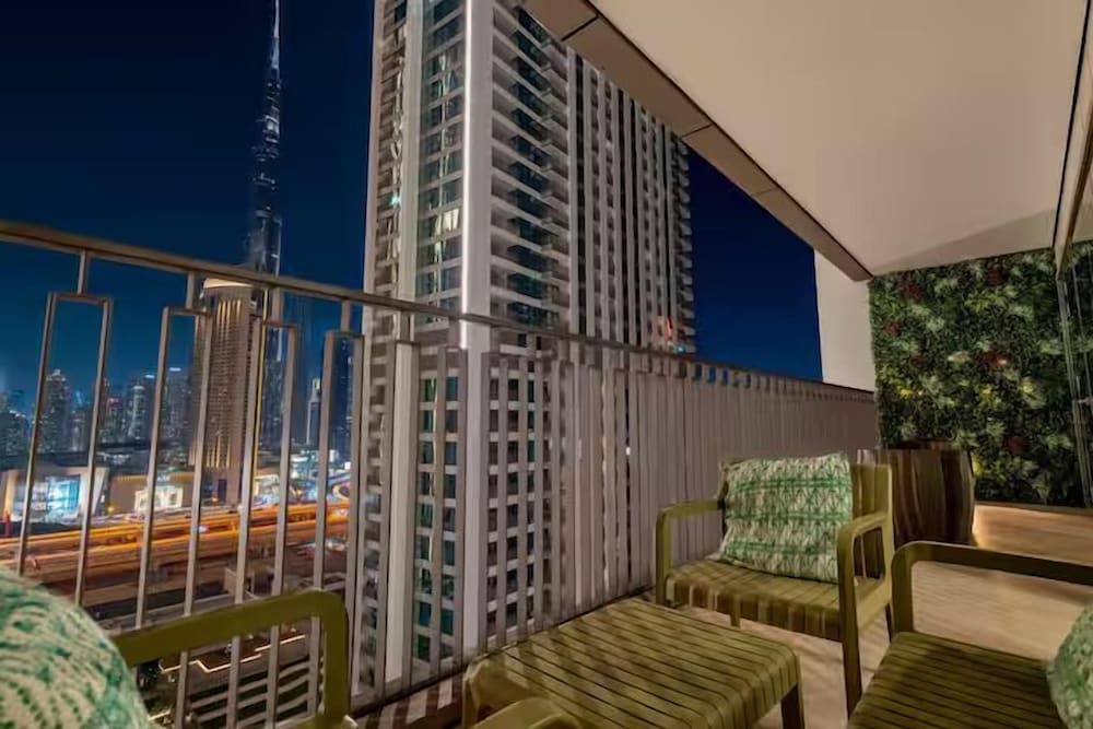 Rove Haven Crown 4BR Burj Dubai Mall