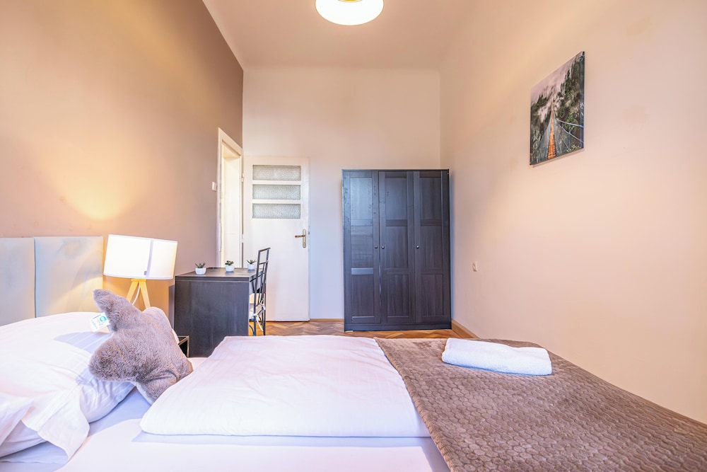 Comfy 2BR Apt Long Stay Matzleinsdorfer
