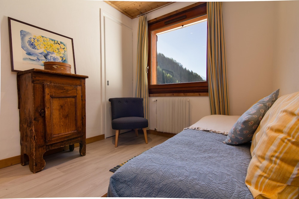 Chalet Dava La Via ski in ski out