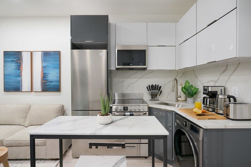 317 UES Apartments