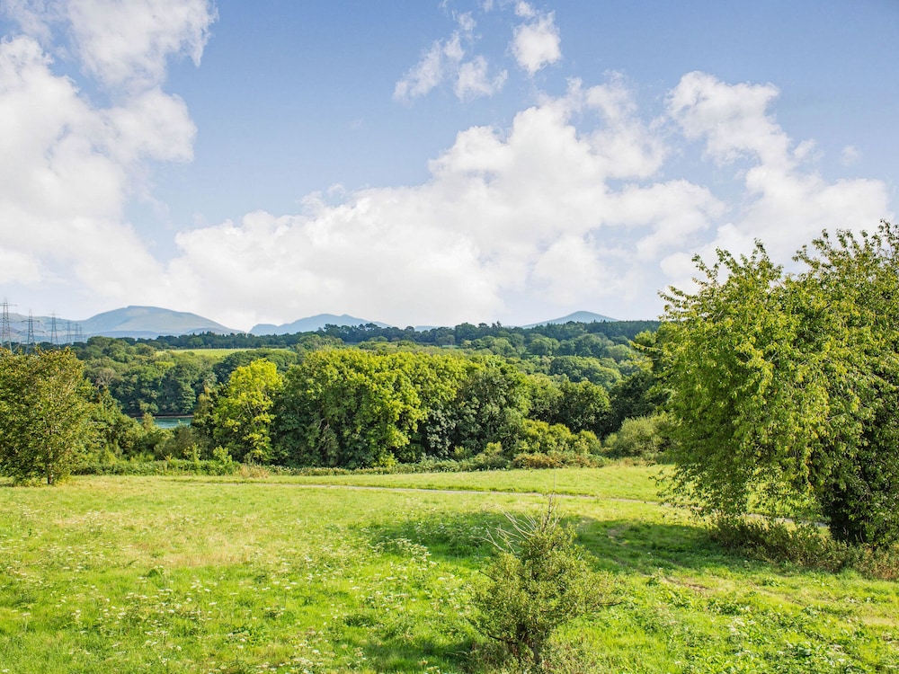 Menai View