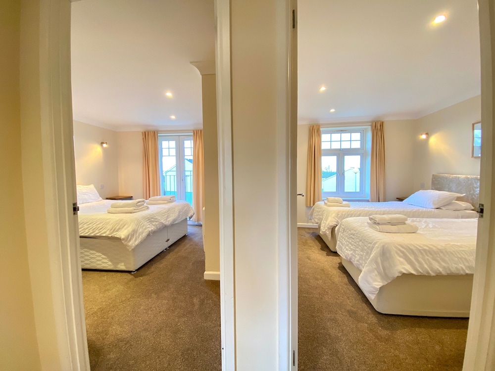 4 Bedroom House At Atlantic Reach-Newquay-Cornwall