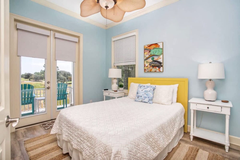 Beach Walk Retreat Heated Pool Golf Views Main Guest House Sleeps 15