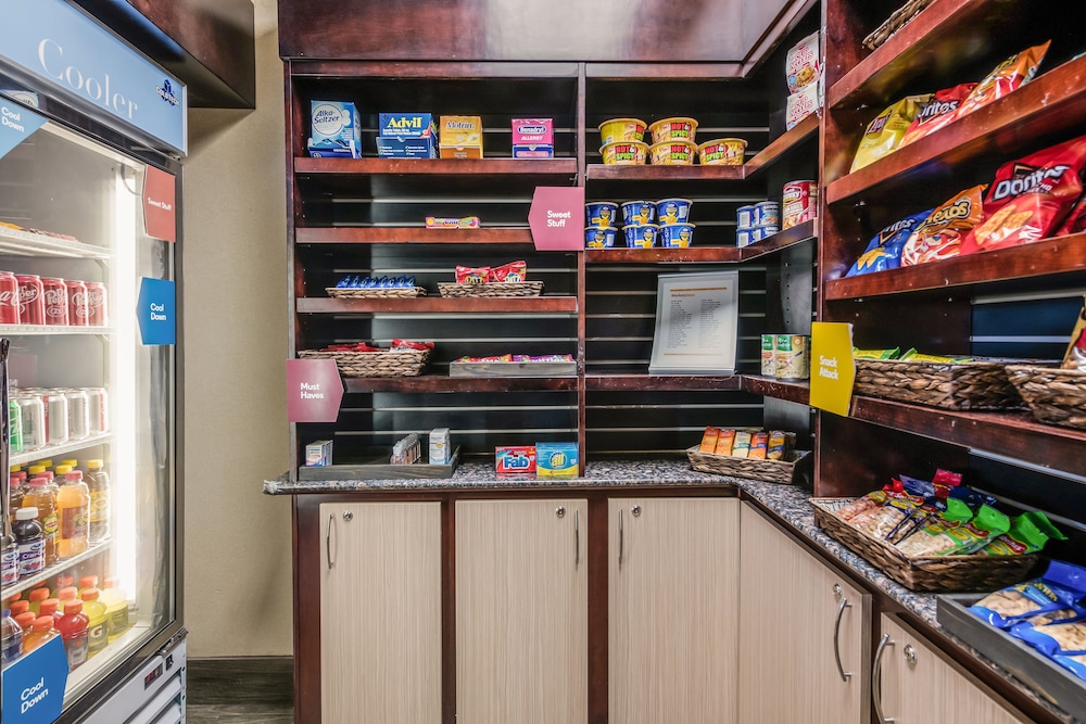 Fort Stockton Vacations - Comfort Suites Fort Stockton - Property Image 1