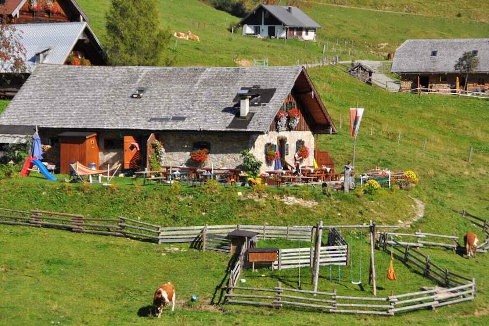 Hauserbauer