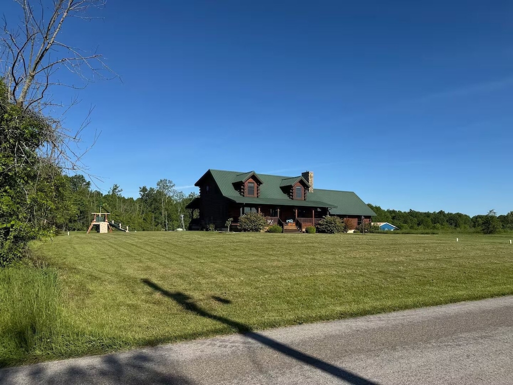 Sprinkle Bottom Lodge 5 Bedroom Cabin