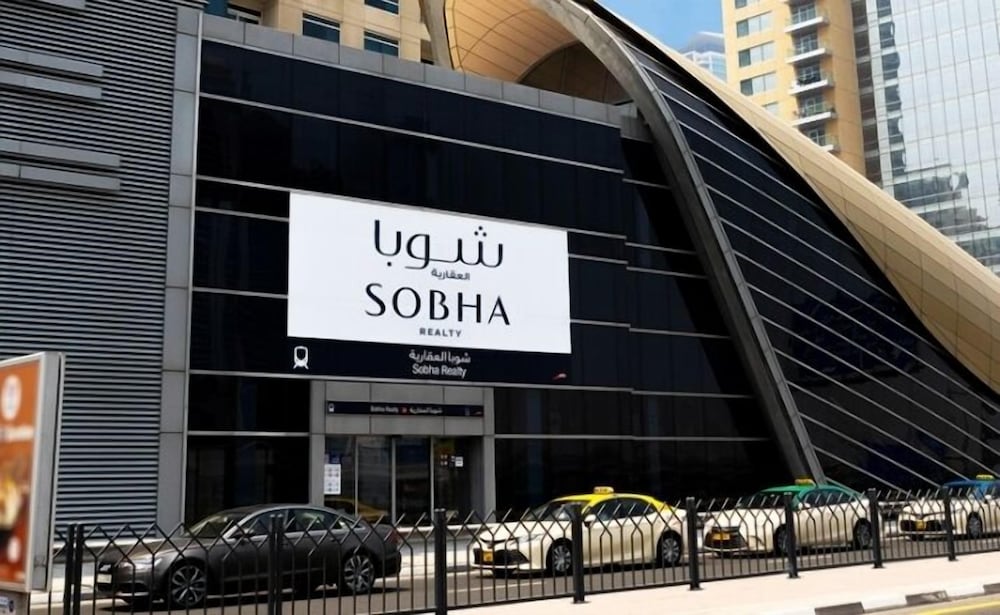 Heart of Dubai Marina-Clos to Tram Metro