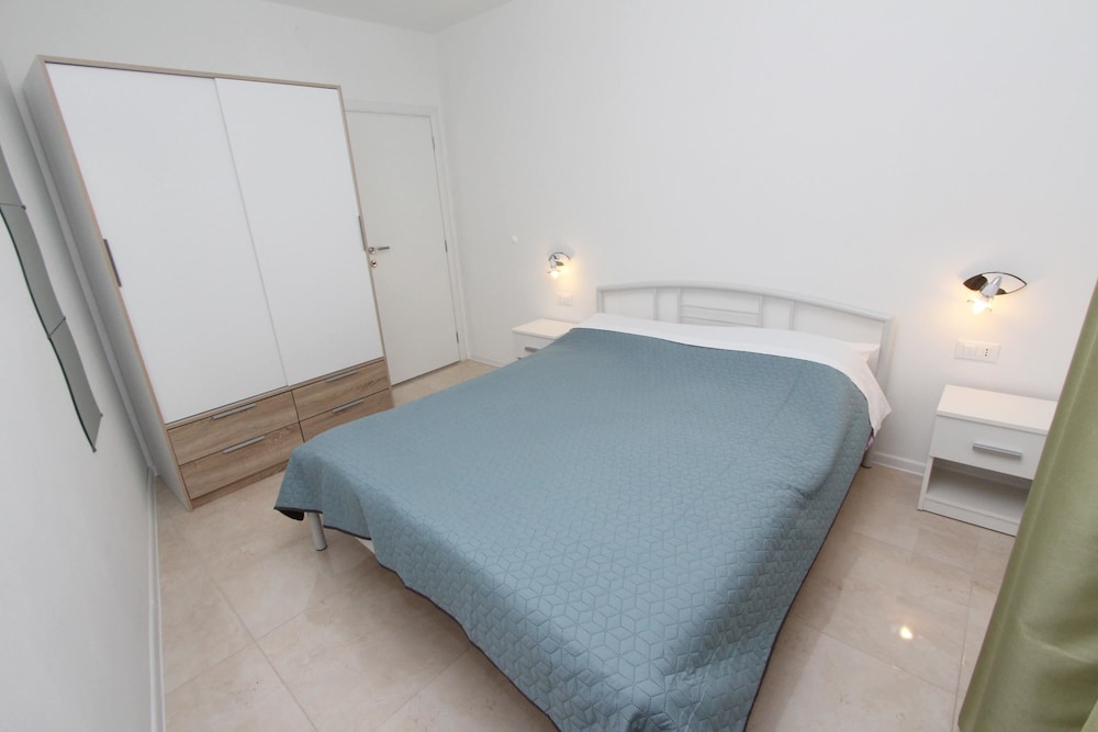 Apartments Palaziol view 3