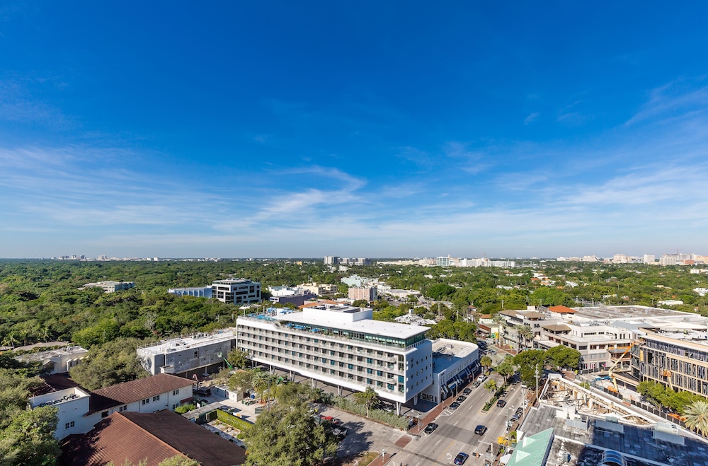 Miami Vacation Rentals - Coconut Grove