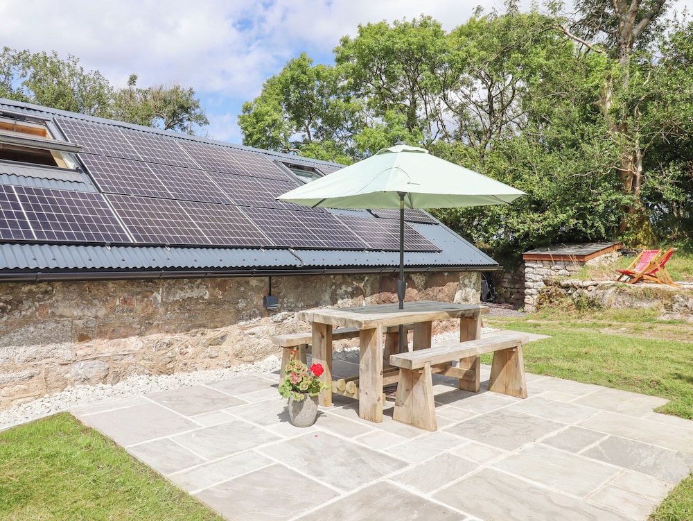 Lingcombe Barn