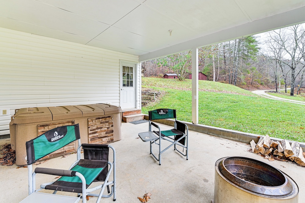 On 220 Acres: Home w/ Trails in West Liberty!