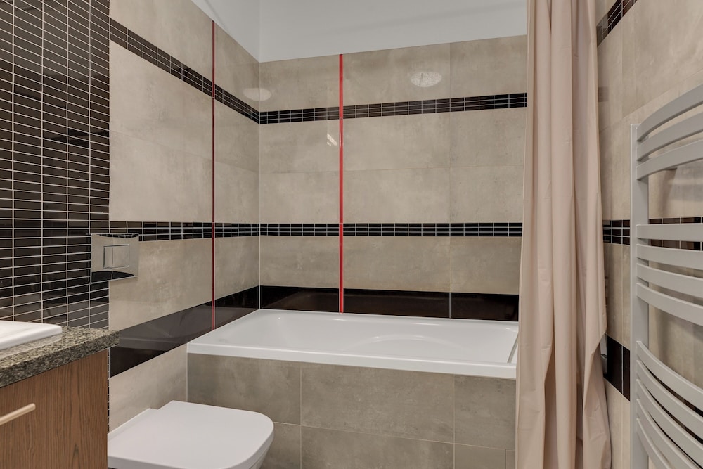 Tobiasza Residence by Grand Apartments