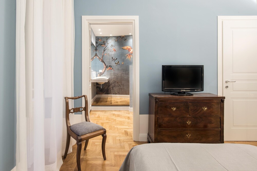 Le Fontane - Perfect Apartment Airy Tasteful Modern in a Historic Rome