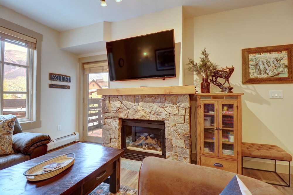 Pp212 Passage Point 2 Bedroom Condo