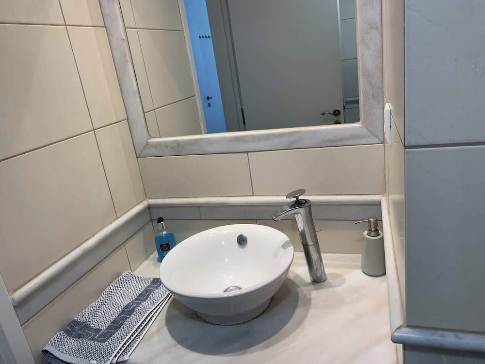 Cassiopeia 1BR Apt on Beach with Pool