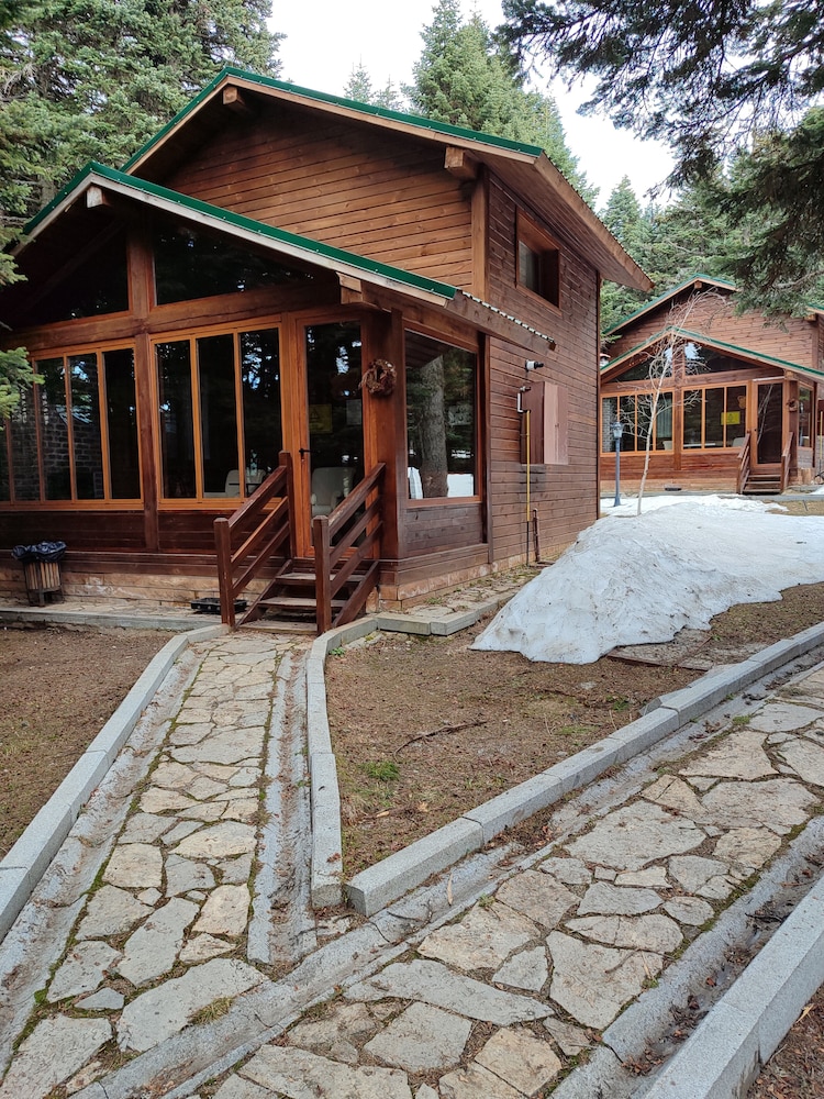 Karinna Forest Houses