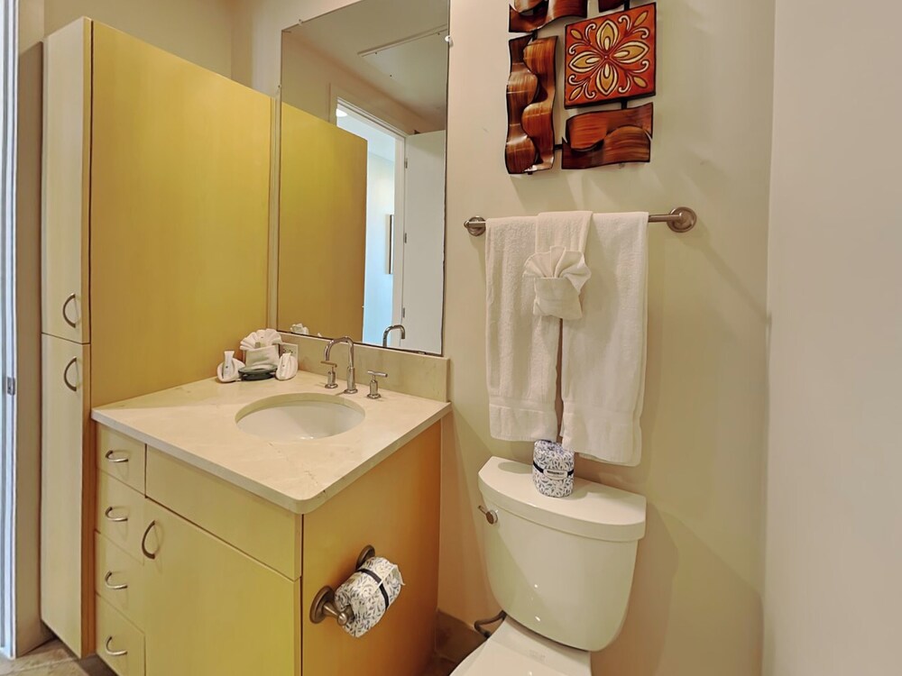 Seas the Day by Ryson Vacation Rentals