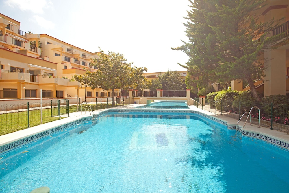 Studio in Marbella With Beachfront Pool