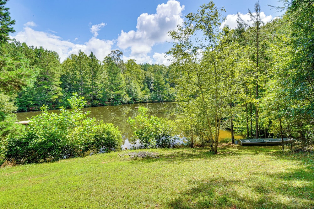 30 Acres & Pond: North Georgia Mtn Farmhouse