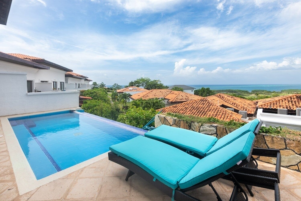 Pristine Bay 1205 2 Bedroom Villa