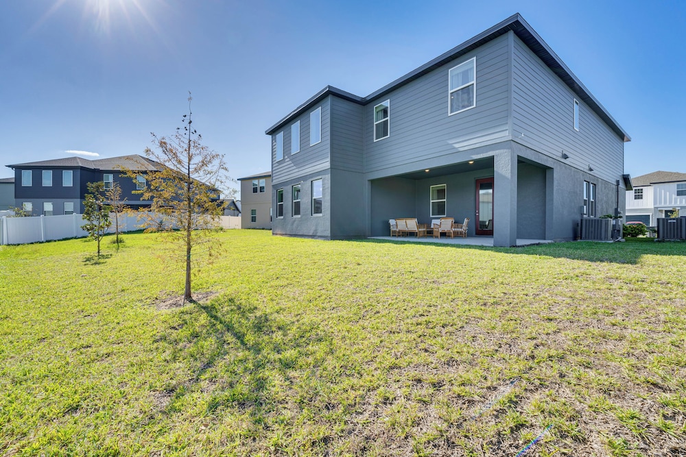 Game Room & Community Perks: Davenport Home!