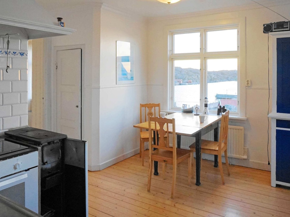 Panoramic Sea Views in Skarhamn-by Traum view 4